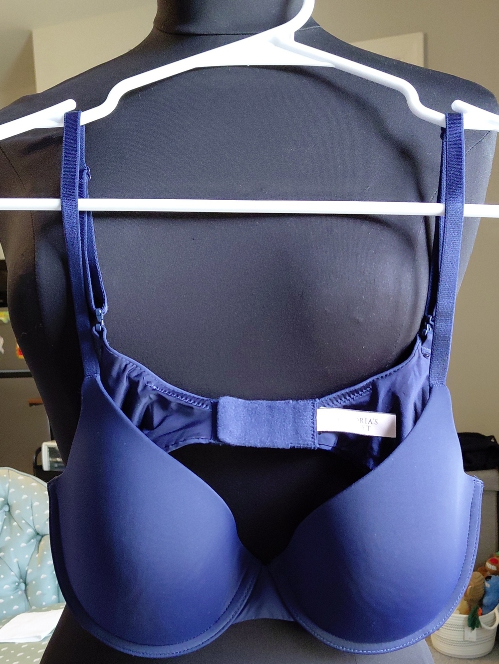 Victoria's Secret Smooth T-Shirt Bra in Navy Blue